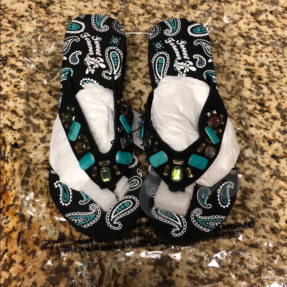 Gemstone Platform Flip-Flops